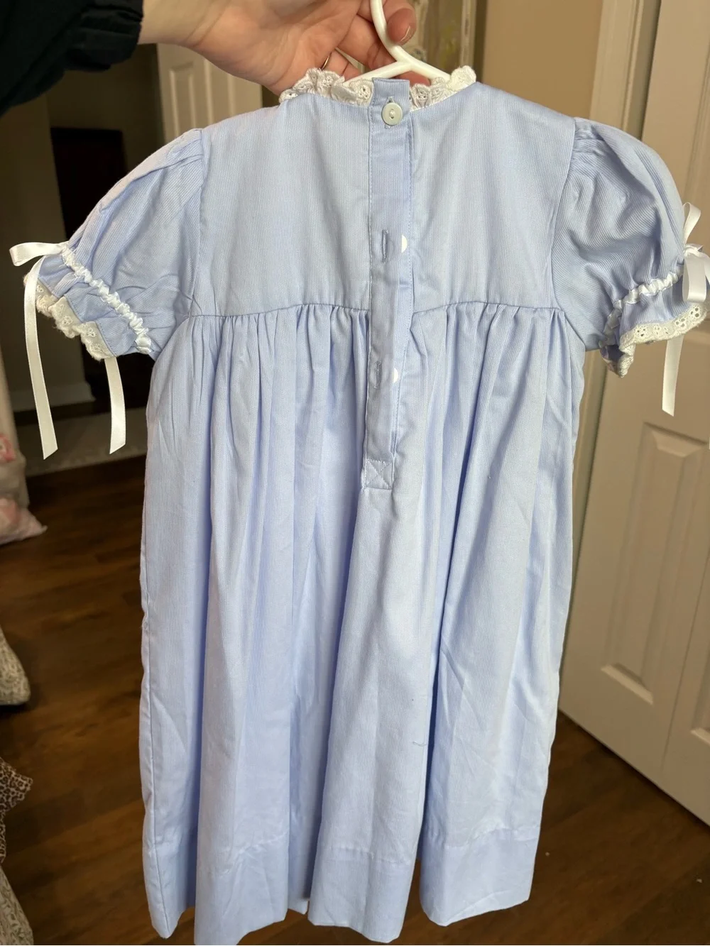 Smockingbird blue girls smocked embroidered bow dress size 2
